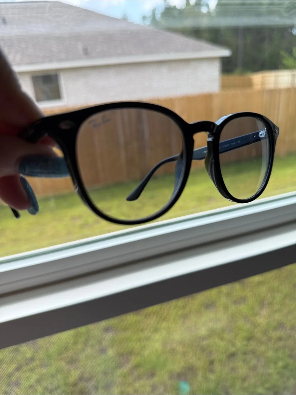 Ray-Ban Black Round Optical Glasses with Brown Case